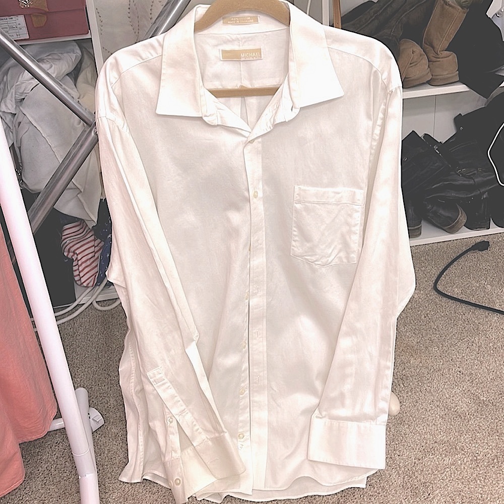 Michael kors -Men’s white button up shirt , in excellent condition it is white !